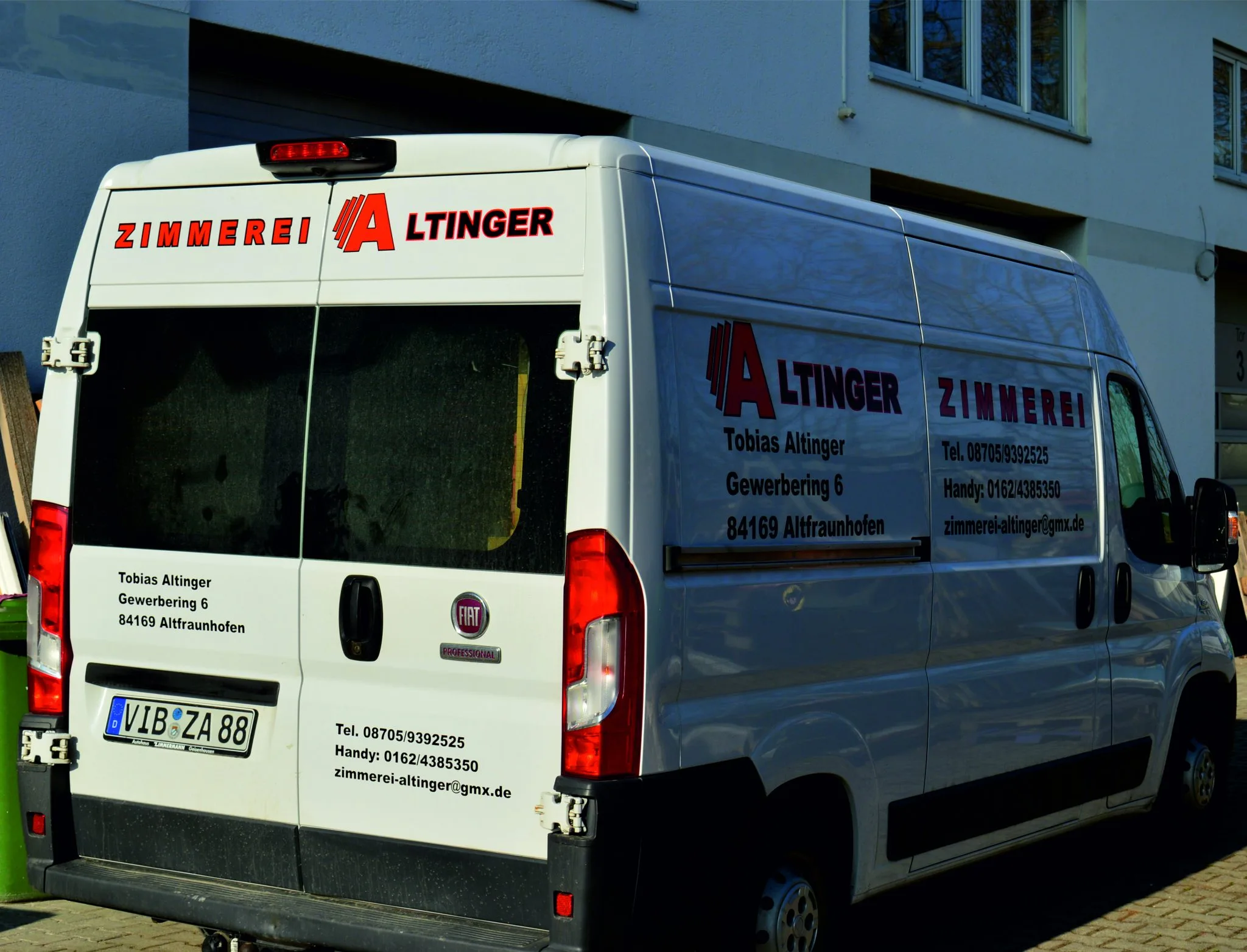 Fahrzeugbeschriftung Tranporter Altinger Aufkleber