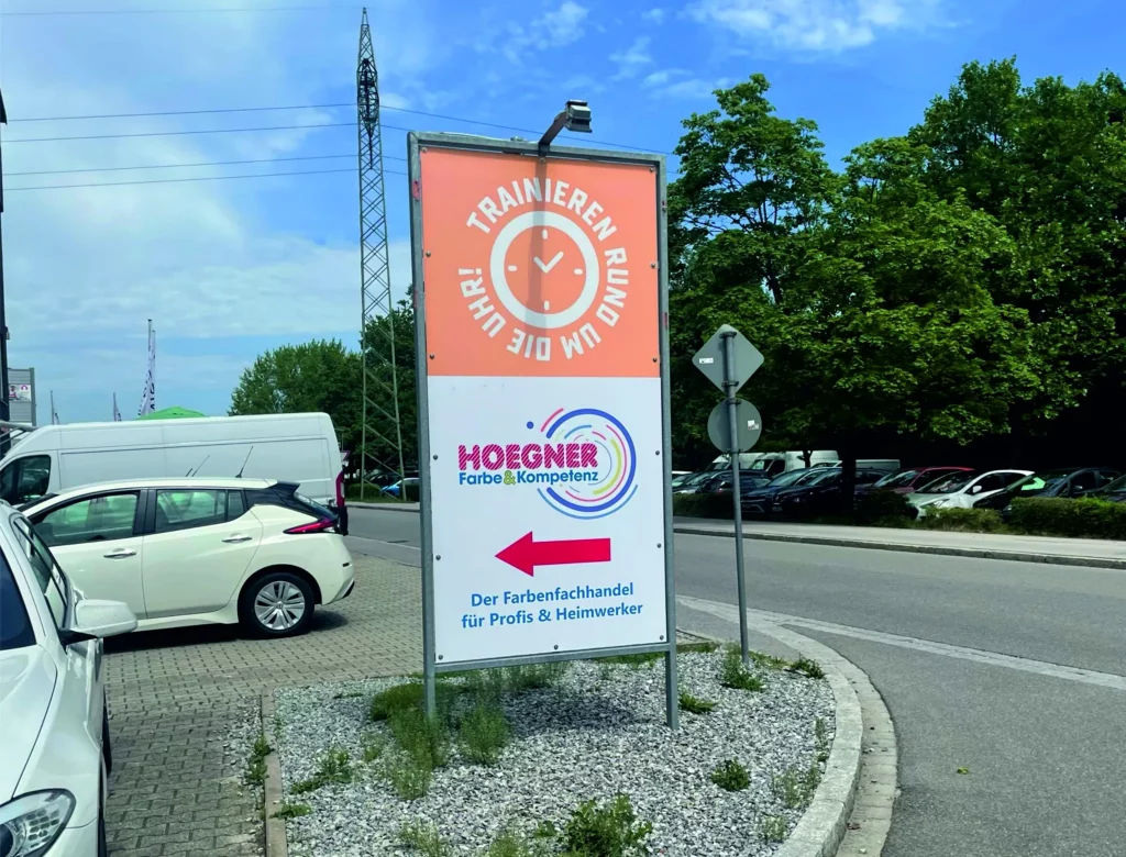 Wegweiser Schild
